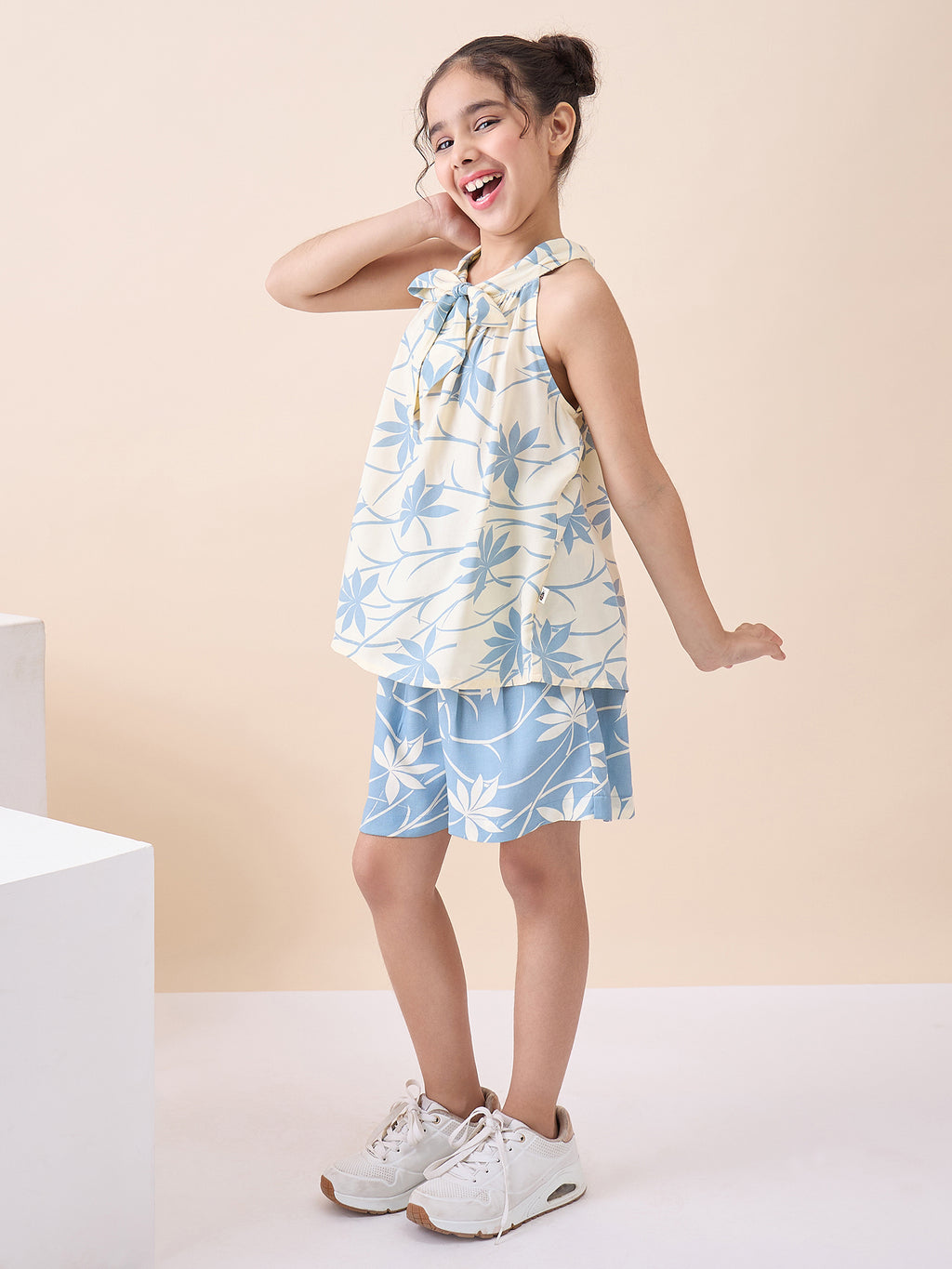 Girls Above Knee All over Print Top With Shorts - Blue