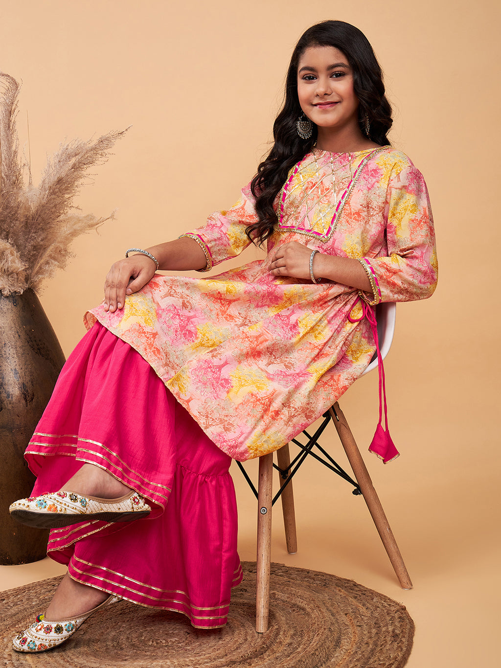 Girls Mid Thigh Printed Kurti Set - Pink