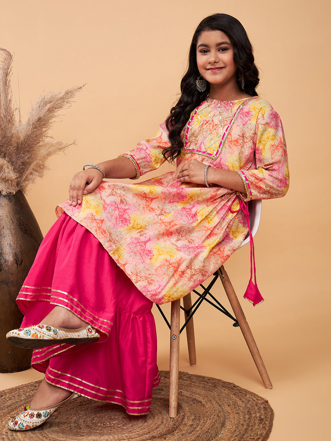 Girls Mid Thigh Printed Kurti Set - Pink