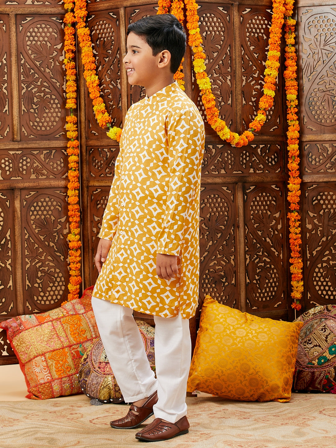 Boys Knee Length Printed Kurta Set - Yellow