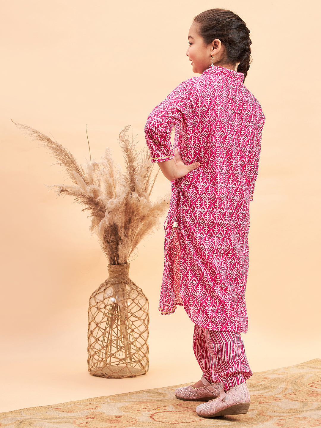 Girls Knee Length Printed Kurti Set - Pink