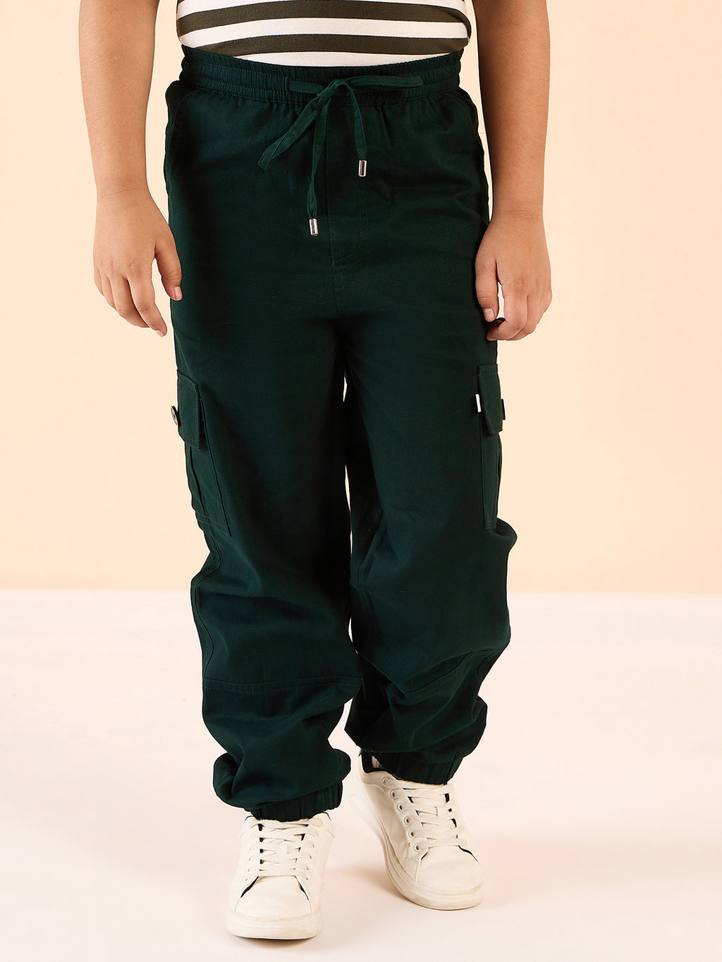 Boys Ankle Length Solid Cargo Pants - Green