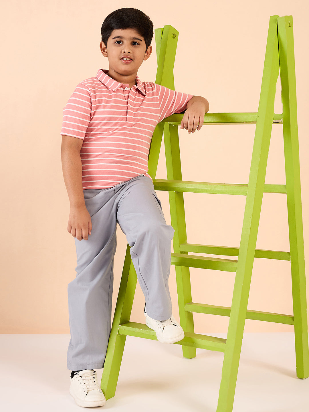 Boys Hip length Printed T-shirt - Pink