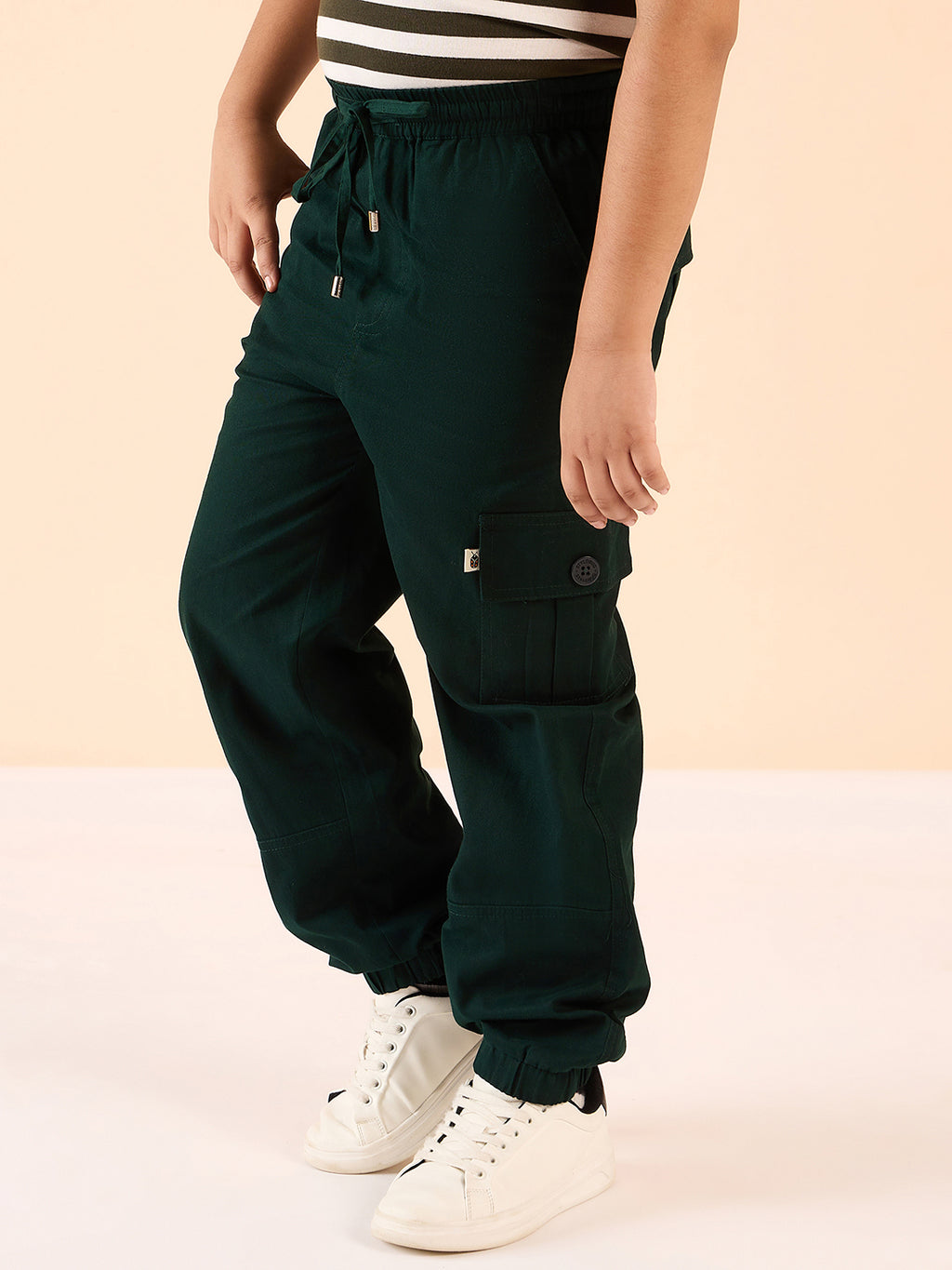 Boys Ankle Length Solid Cargo Pants - Green