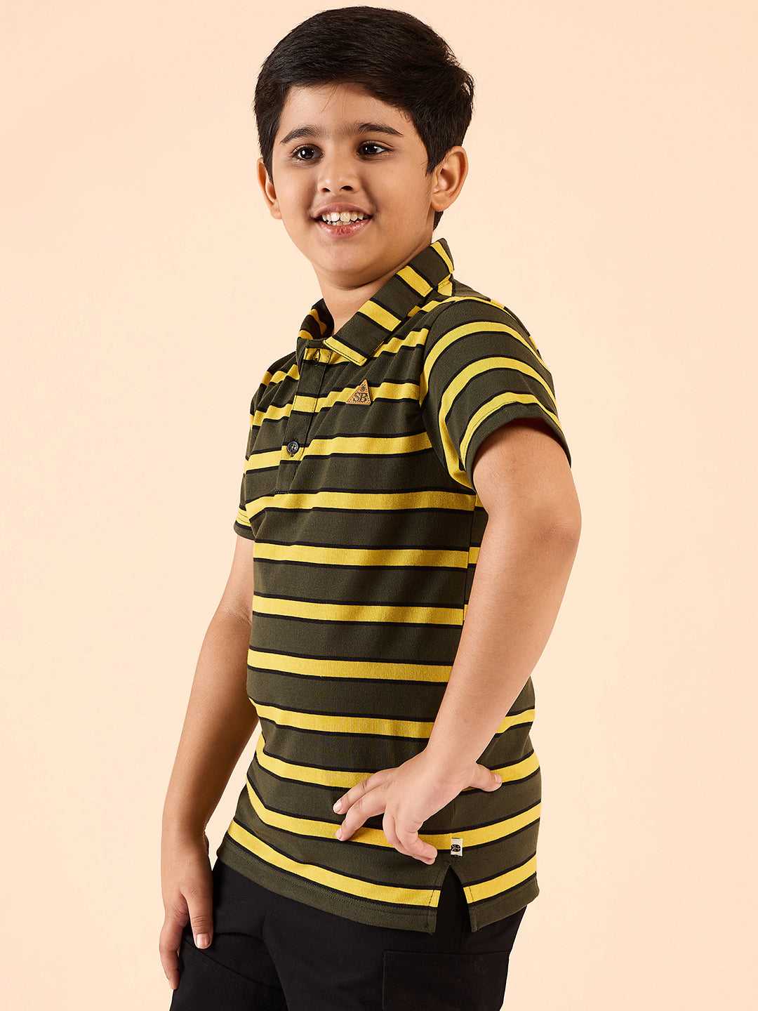 Boys Waist Length Printed T-shirt - Green