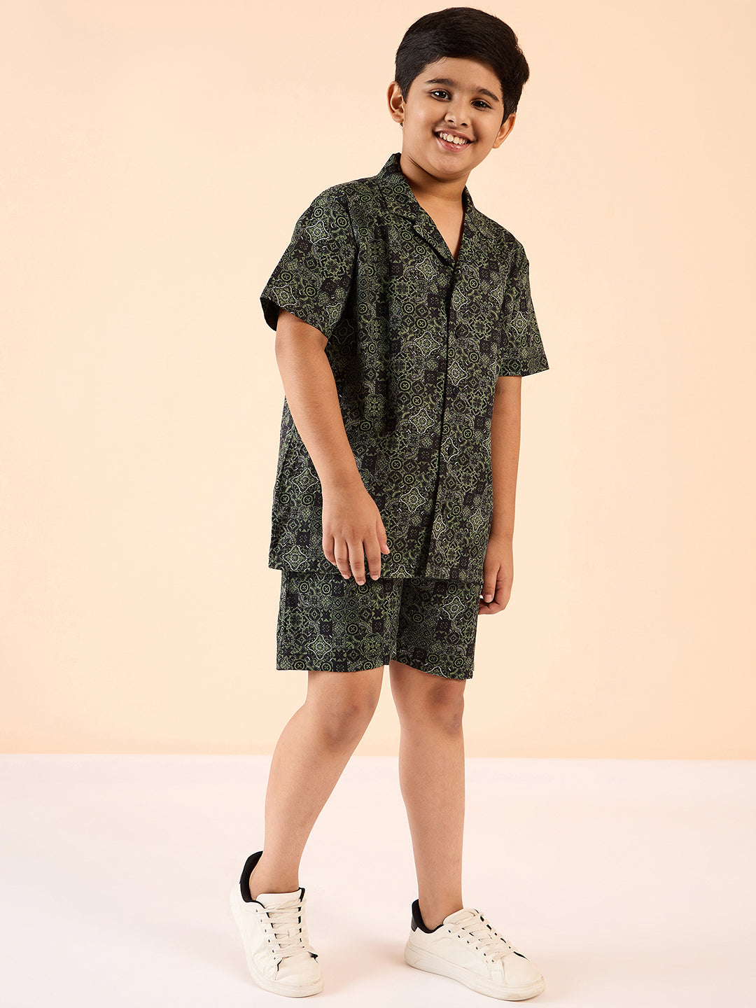 Boys Mid Thigh Printed Shirt with Shorts - Green
