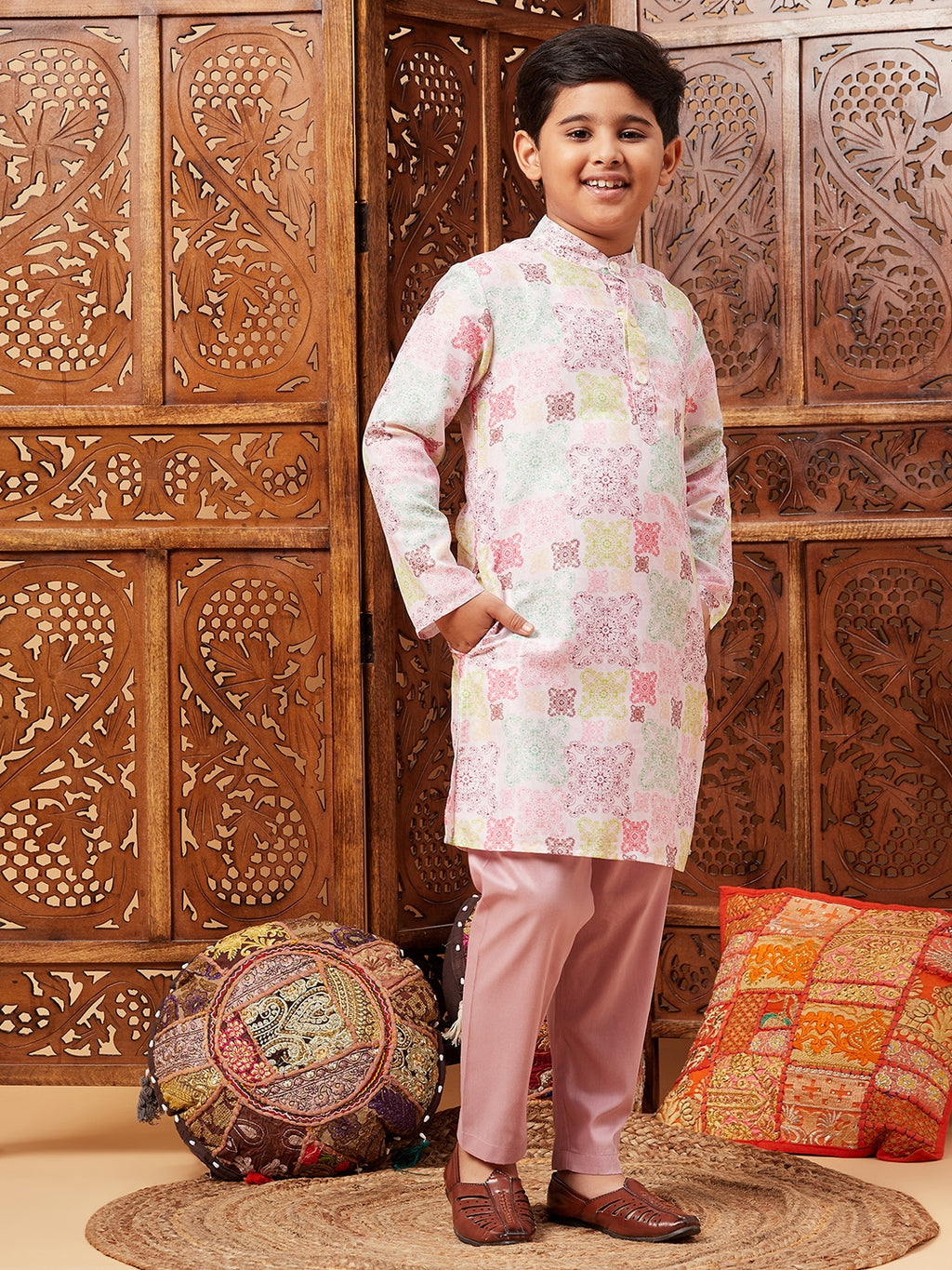 Boys Knee Length Abstract print Kurta Set - Multi