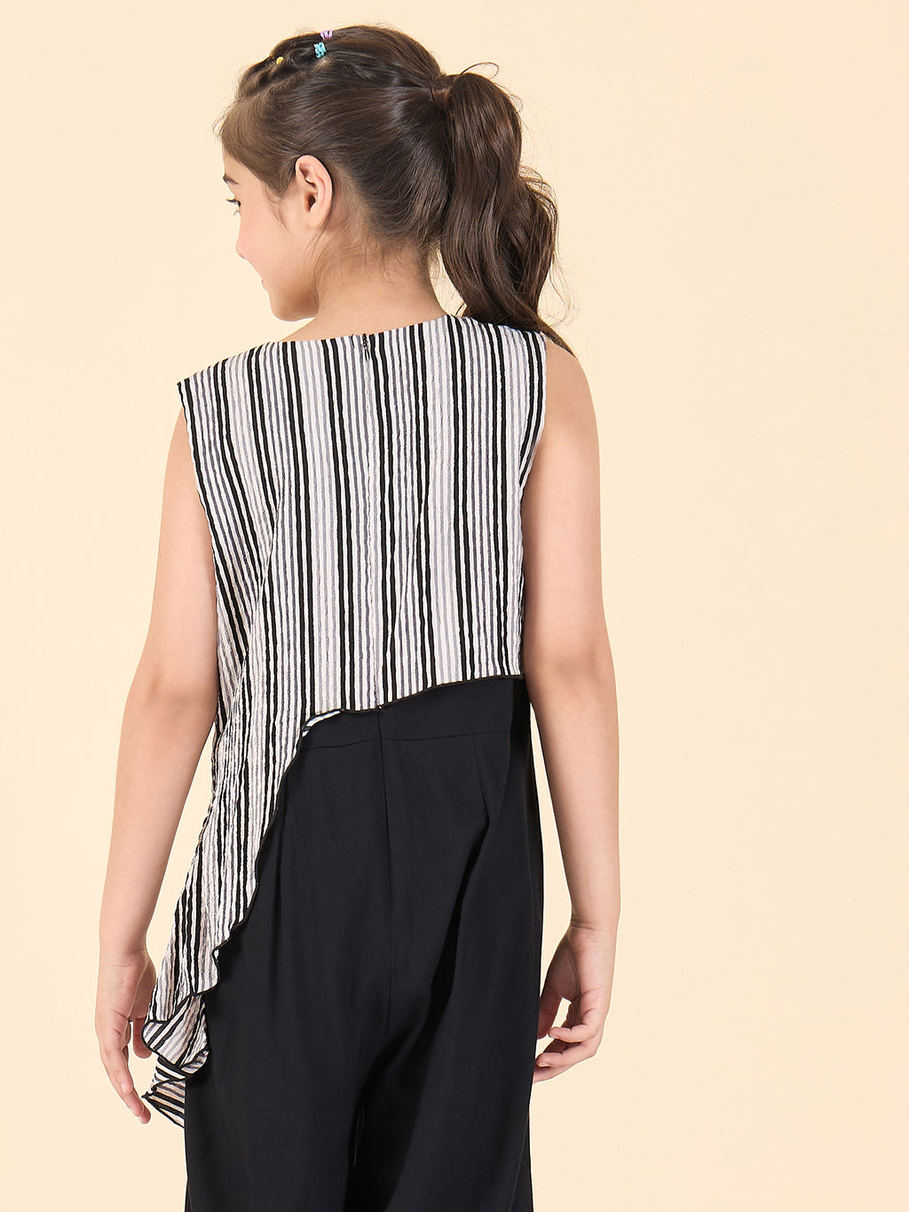 Girls Ankle Length All over Print Jumpsuit - Black