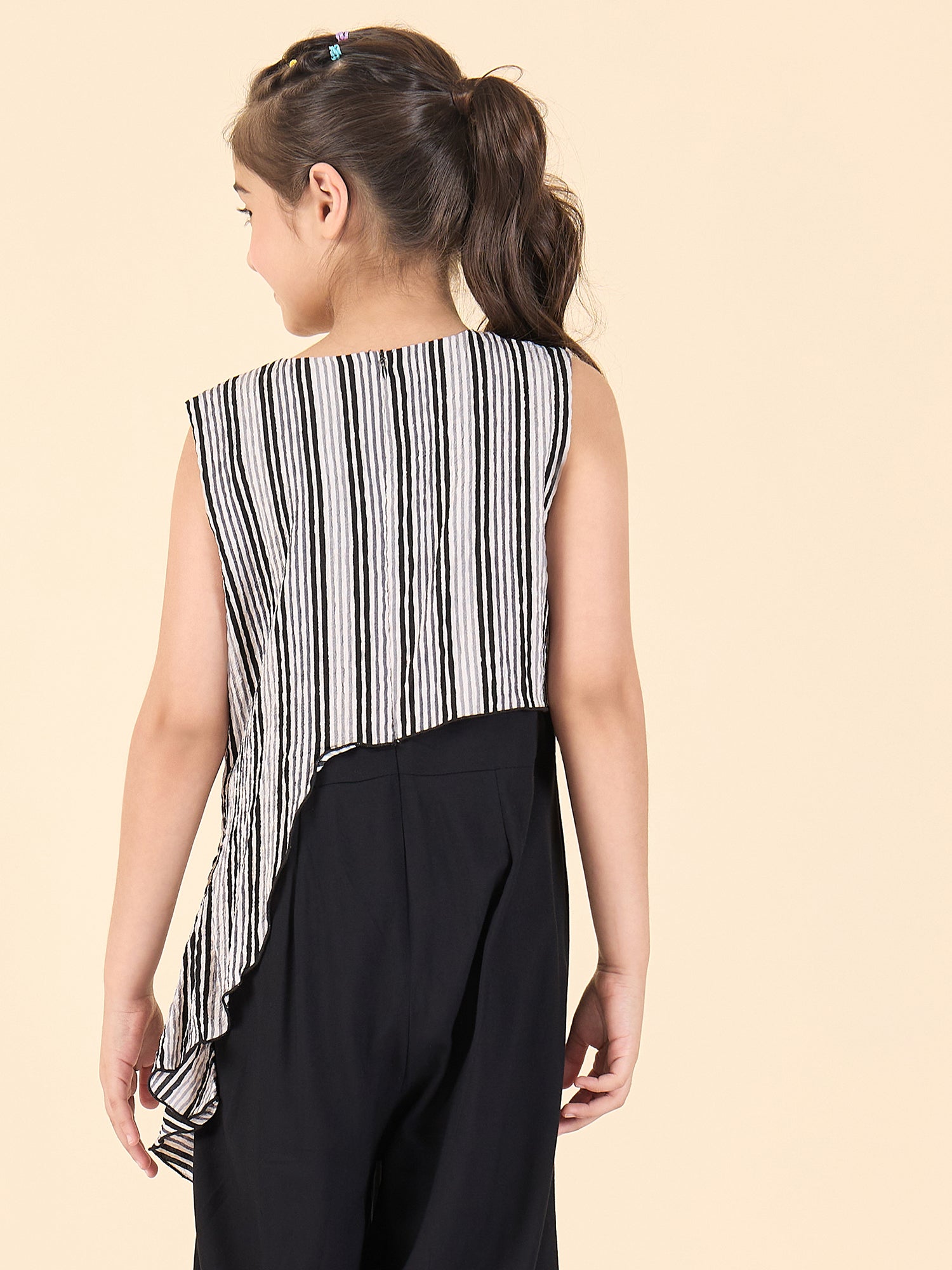 Girls Ankle Length All over Print Jumpsuit - Black