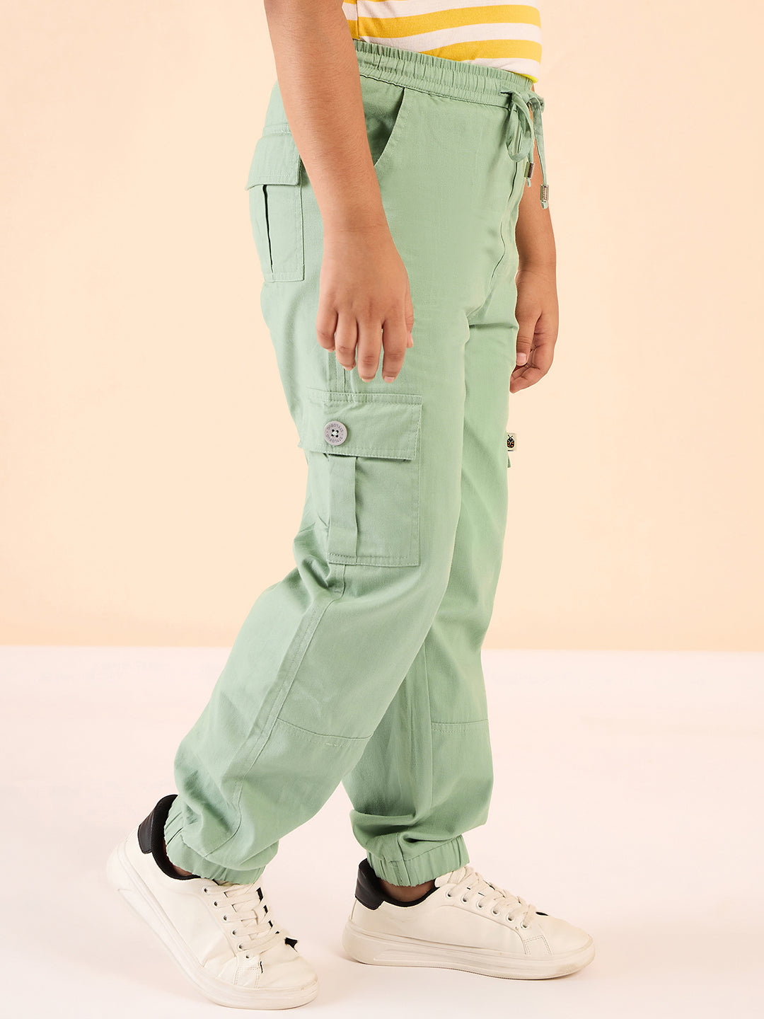 Boys Ankle Length Solid Cargo Pants - Green