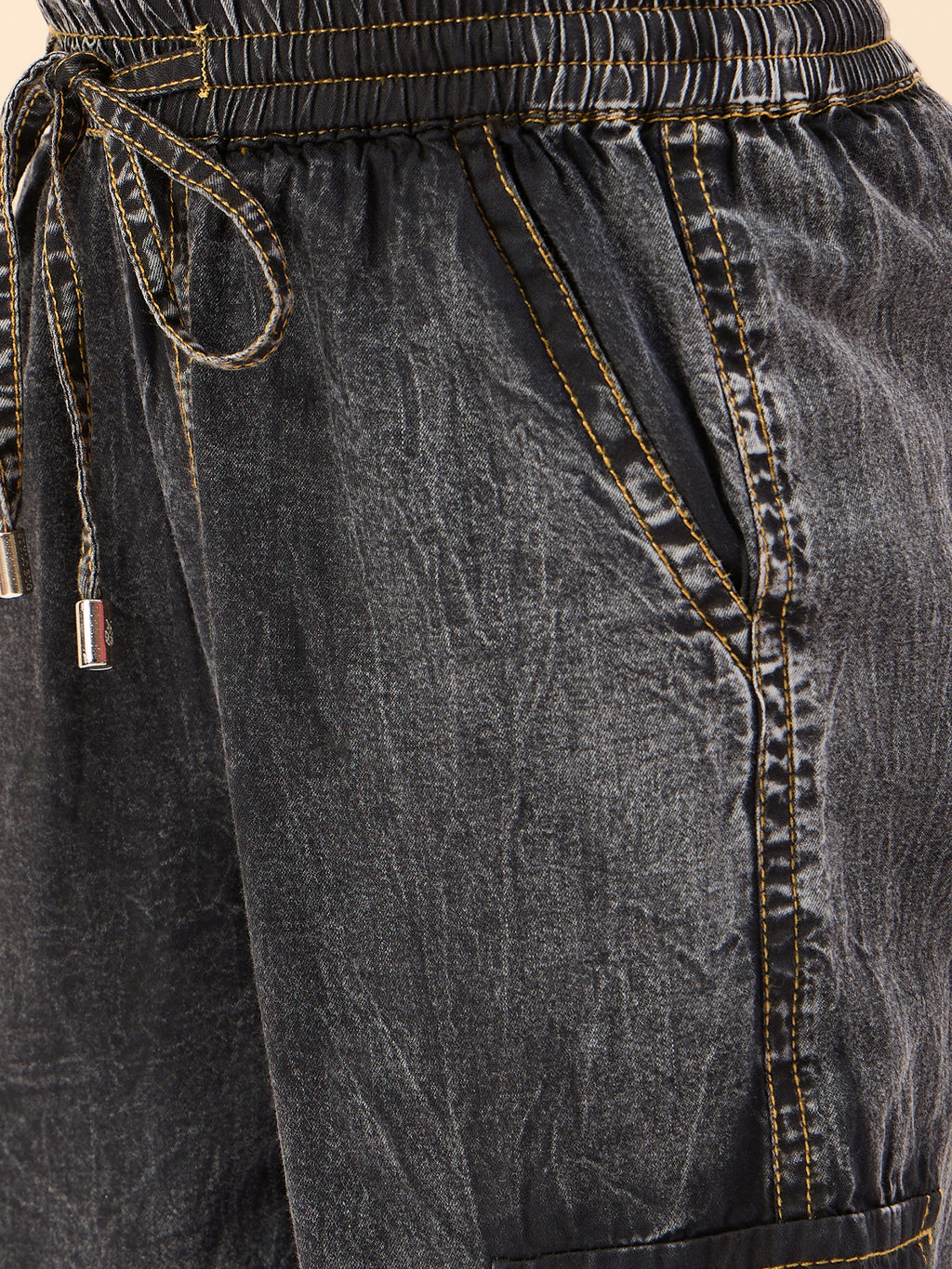 Boys Ankle Length Solid Cargo Pants - Black