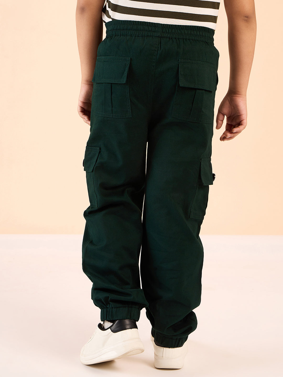Boys Ankle Length Solid Cargo Pants - Green