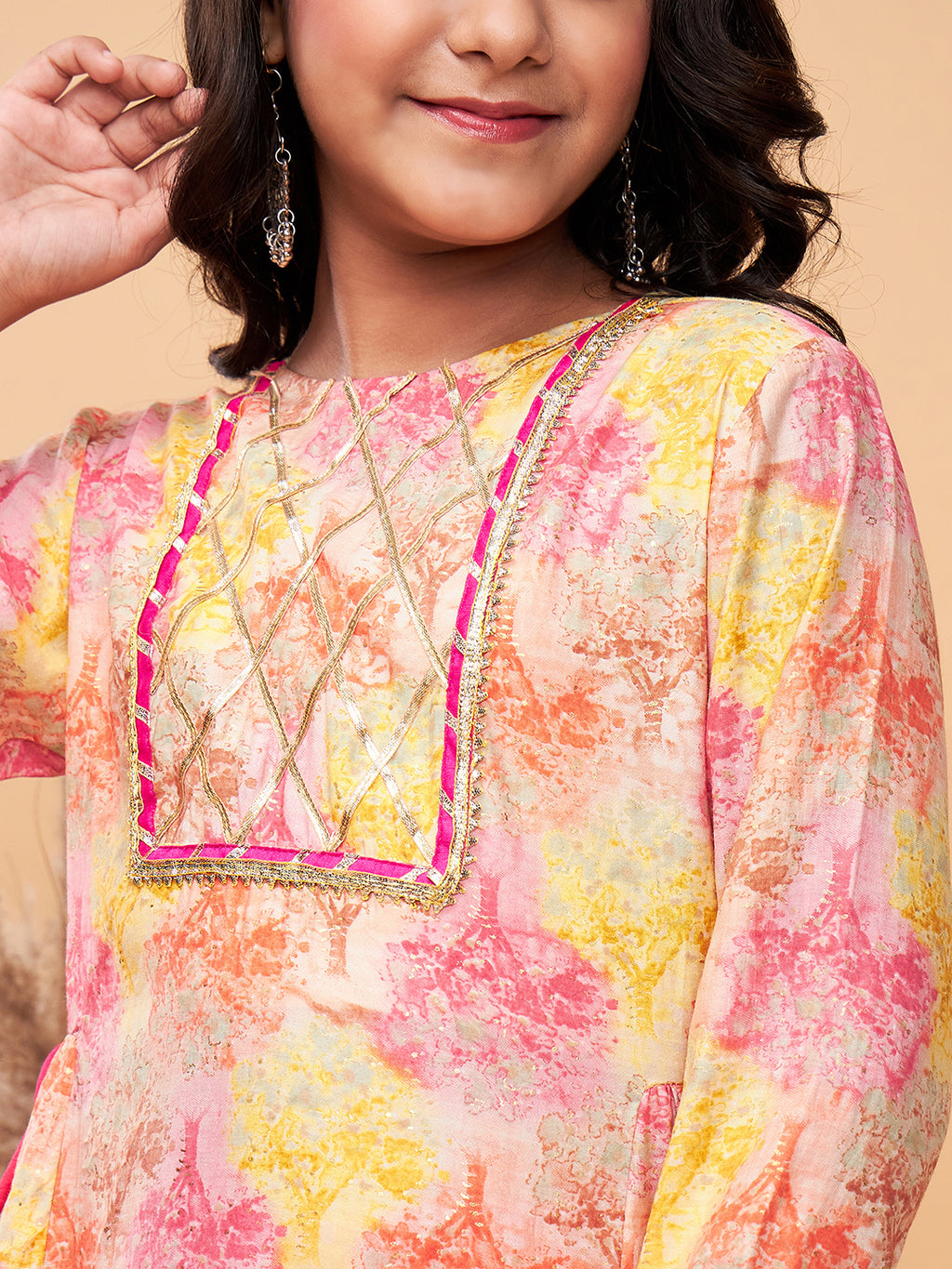 Girls Mid Thigh Printed Kurti Set - Pink