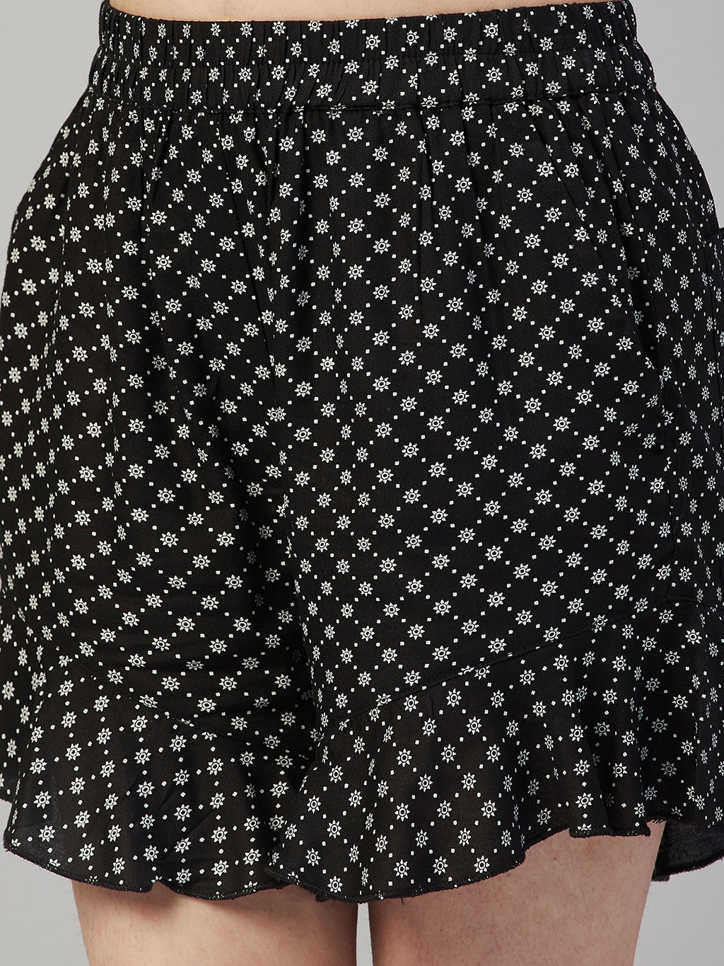 Girls Mid Thigh Printed Top with Shorts - Black