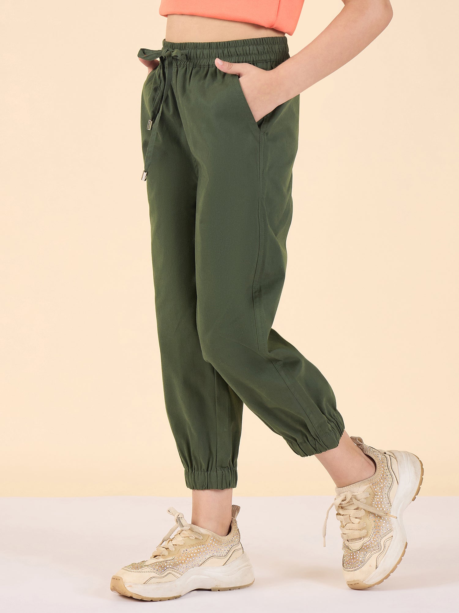 Girls Ankle Length Solid Cargo Pants - Green