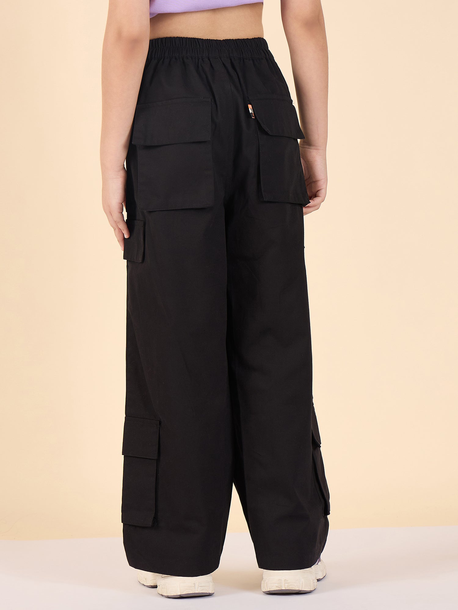 Girls Ankle Length Solid Cargo Pants - Black