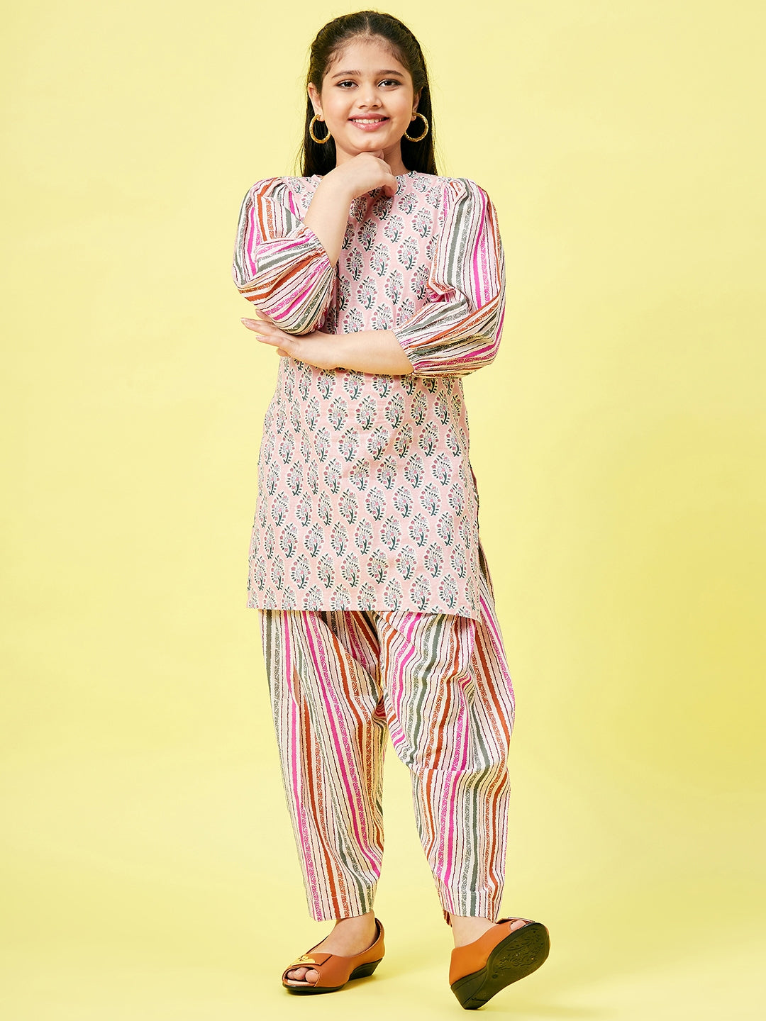 Girls Knee Length Printed Kurti Set - Pink
