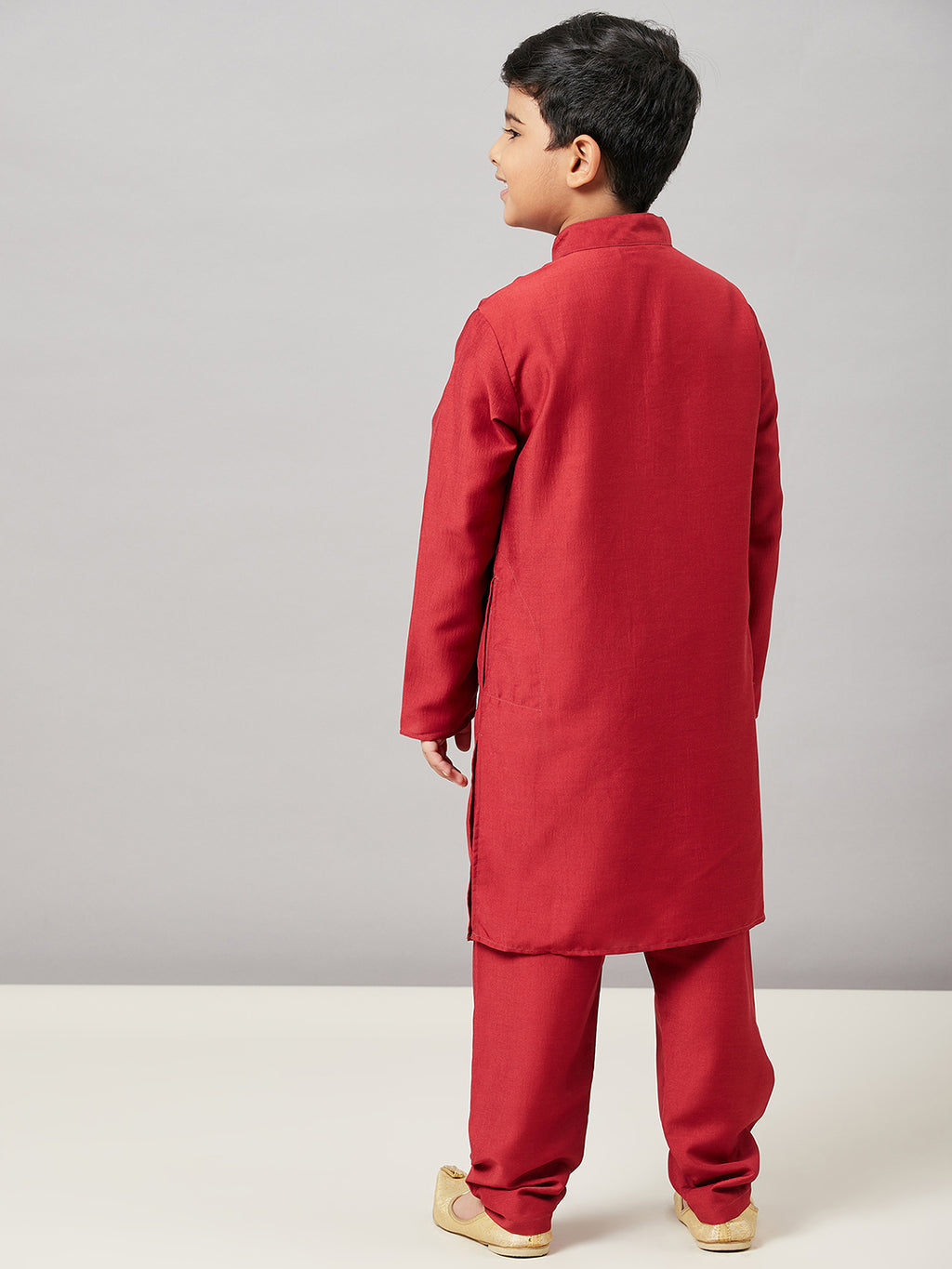 Boys Knee Length Solid Kurta Set - Maroon