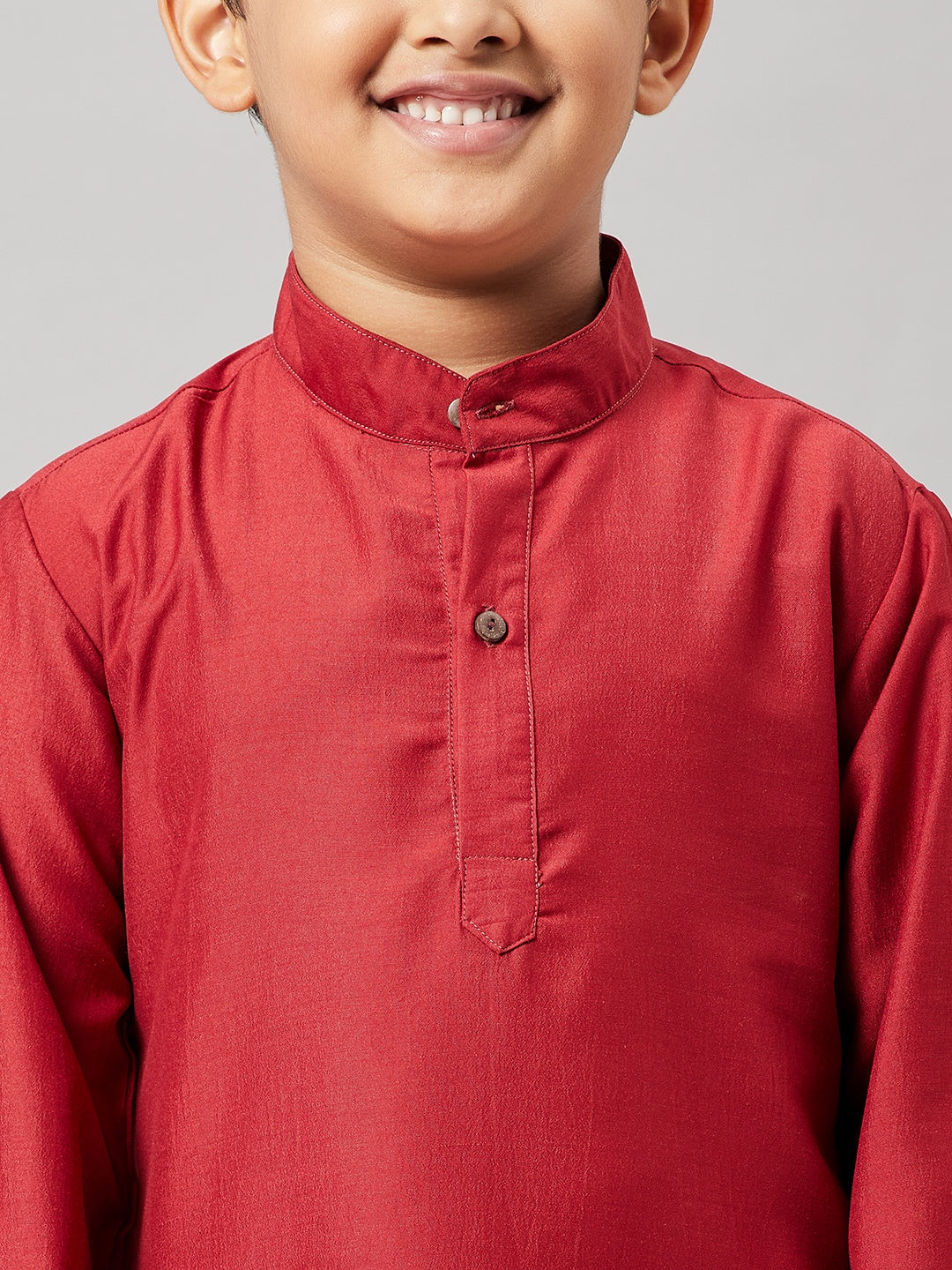 Boys Knee Length Solid Kurta Set - Maroon